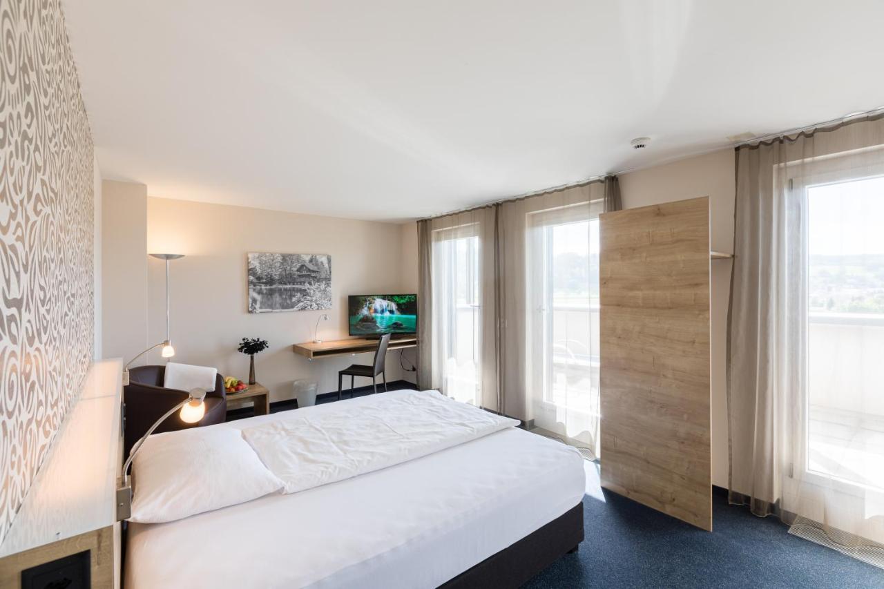Oberentfelden Aarau West Swiss Quality Hotel מראה חיצוני תמונה